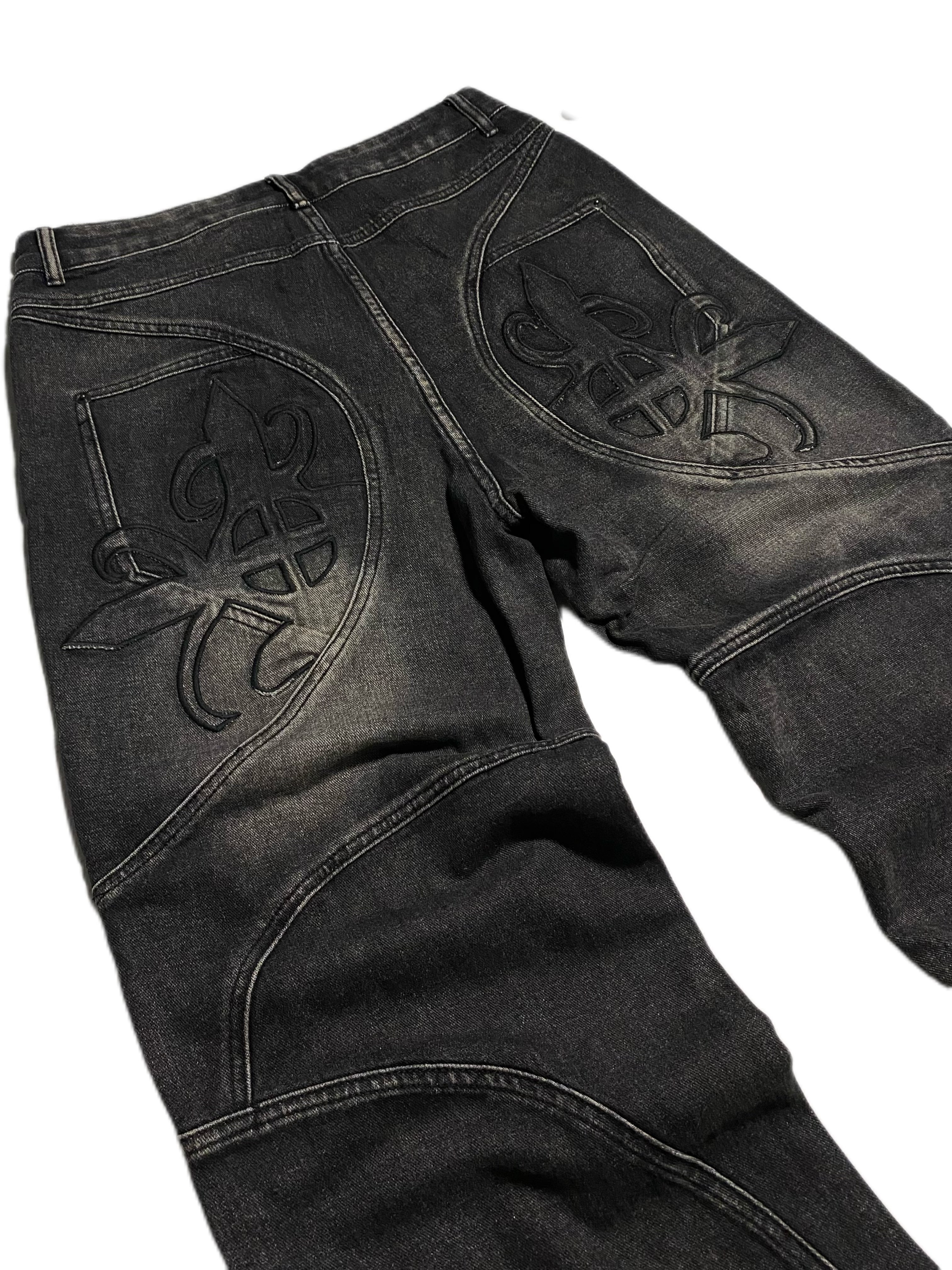 'TROPHY' DENIM WASHED